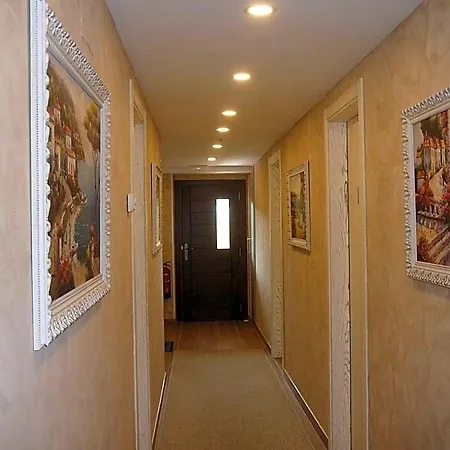 El Pinar Hotel